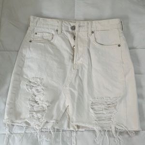 White denim skirt
